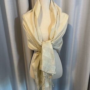 Banana Republic Cream Wrap